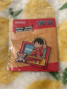 One Piece Luffy pin Letting
